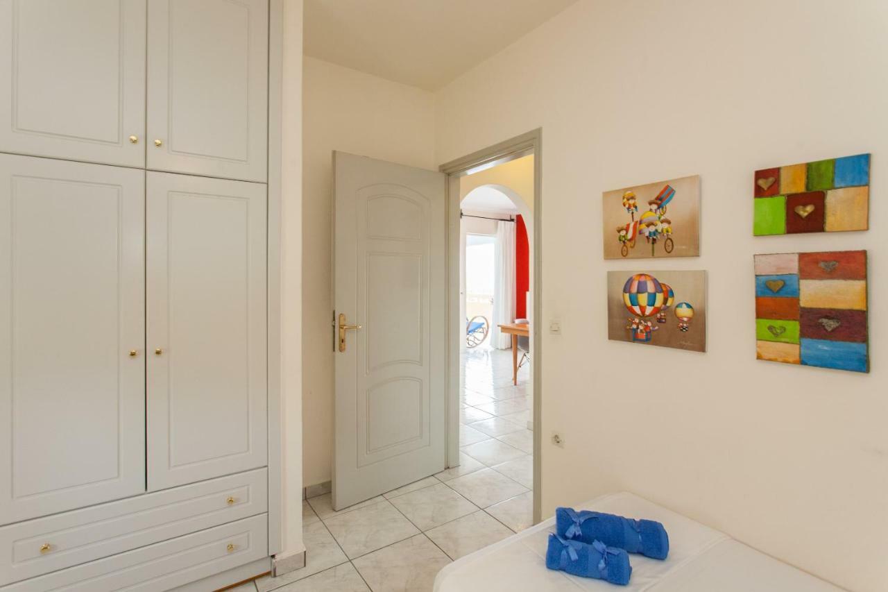 Thalassa Seaside Apartment Chania  ภายนอก รูปภาพ